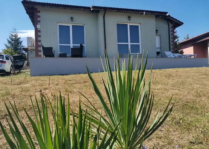 Emine Banya (Burgas)